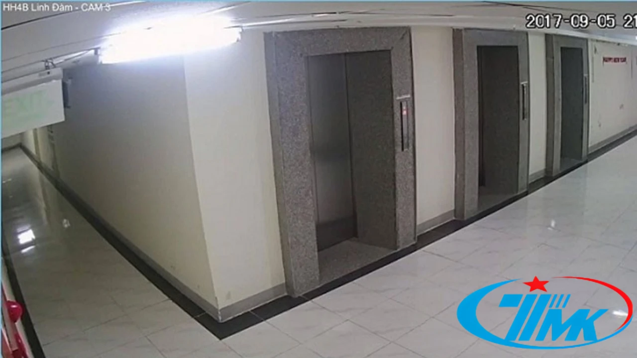 Lắp camera ở khu vực hành lang để dễ quan sát Lắp camera ở khu vực hành lang để dễ quan sát