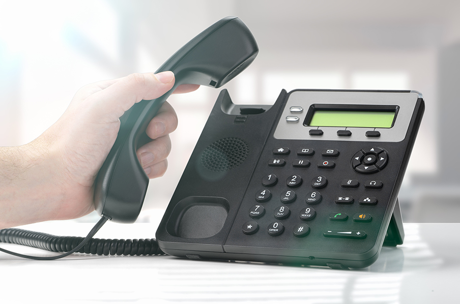 Tiếp nhận cuộc gọi hotline bệnh viện thông suốt 24/7